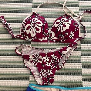 VENUS Floral Bikini in Burgundy and White